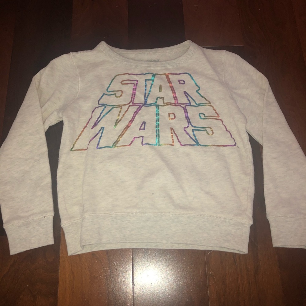 Kids graphic crewneck.